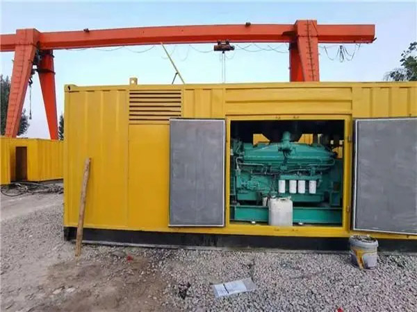 梅江冬季低温环境下，500KW发电机组应该选择什么类型的启动电瓶？